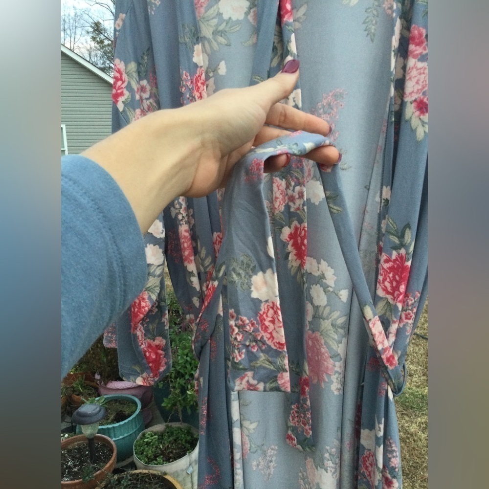 Flora womens Short wrap robe S Small charmeuse floral romantic spa Jersey blue - Picture 6 of 13